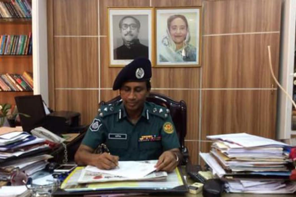 ঢাকা মেট্রোপলিটন পুলিশের (ডিএমপি) সন্ত্রাসবিরোধী ইউনিটের প্রধান মনিরুল ইসলাম 