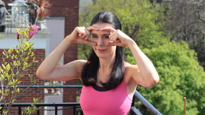 ফেস ইয়োগা