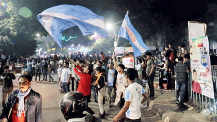 ঢাবি ক্যাম্পাসে আজ বিশ্বকাপ ফুটবল ম্যাচ দেখাবে না ছাত্রলীগ