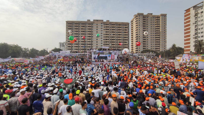 কুষ্টিয়া থেকে গোলাপবাগ পৌঁছানোর গল্প