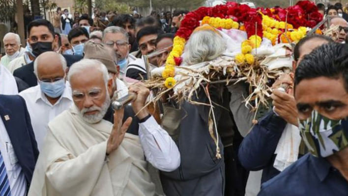 নরেন্দ্র মোদির মা