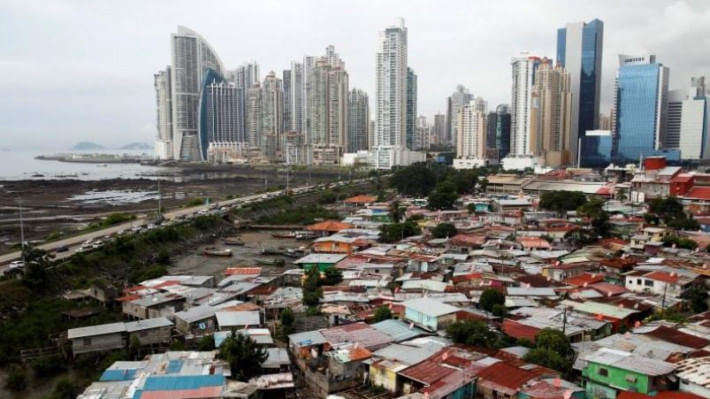 ২০২০ সালের পর বিশ্বে নতুন করে তৈরি হওয়া ৪২ ট্রিলিয়ন ডলার সম্পদের দুই তৃতীয়াংশই গেছে বিশ্বের শীর্ষ ১ শতাংশ ধনীদের হাতে। প্রতিকী ছবি: রয়টার্স