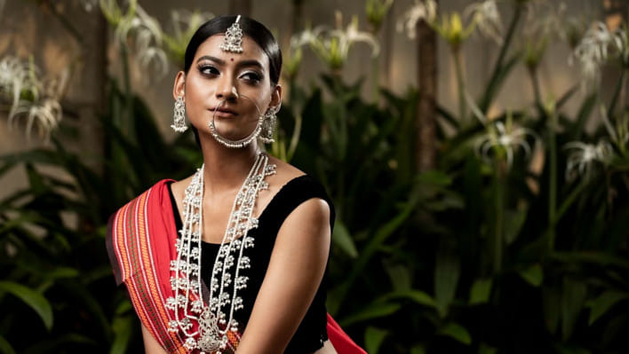 ফেসিয়াল, বেসিক ক্লিনআপ, পেডিকিওর, ম্যানিকিওর, হেয়ার স্পা, বিয়ে,