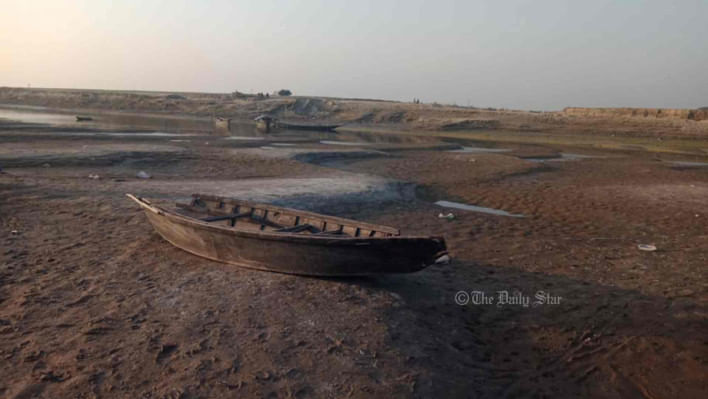 শুষ্ক মৌসুমে পদ্মা