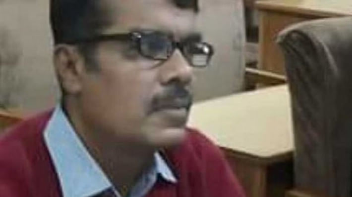 গাজীপুর সিটি করপোরেশনের তৎকালীন নির্বাহী প্রকৌশলী দেলোয়ার হোসেনকে ২০২০ সালে হত্যা করা হয়। ফাইল ছবি: প্রথম আলোর সৌজন্যে 