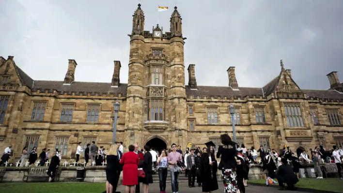 অস্ট্রেলিয়া, অস্ট্রেলিয়ায় উচ্চশিক্ষা, অস্ট্রেলিয়া অ্যাওয়ার্ডস স্কলারশিপ,