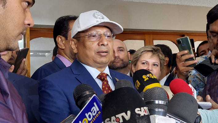  আইন মেনেই বনানী ক্লাব থেকে বিএনপির ৫৪ নেতাকর্মী গ্রেপ্তার: আইজিপি