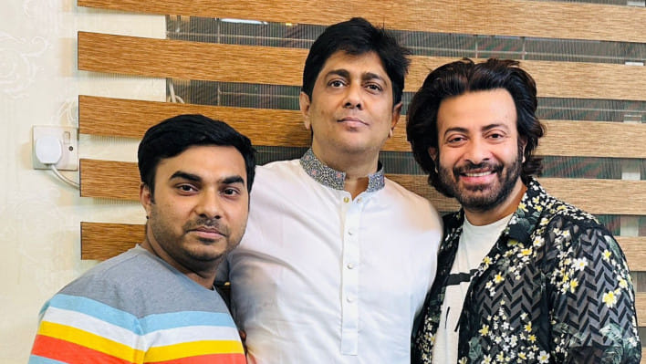 তপু খান, লিডার আমিই বাংলাদেশ, শাকিব খান,