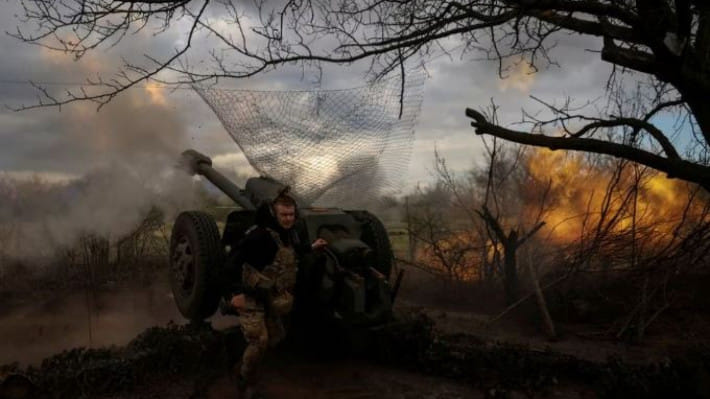 বাখমুতে তীব্র লড়াই