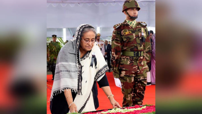 জাতির পিতার প্রতি প্রধানমন্ত্রীর শ্রদ্ধা