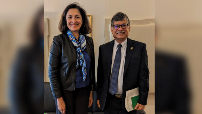 উজরা জেয়া ও মাসুদ বিন মোমেন। ছবি: এক্স