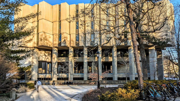 নর্থওয়েস্টার্ন ইউনিভার্সিটি: ভর্তি, স্কলারশিপ ও অন্যান্য তথ্য