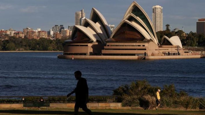 অস্ট্রেলিয়া