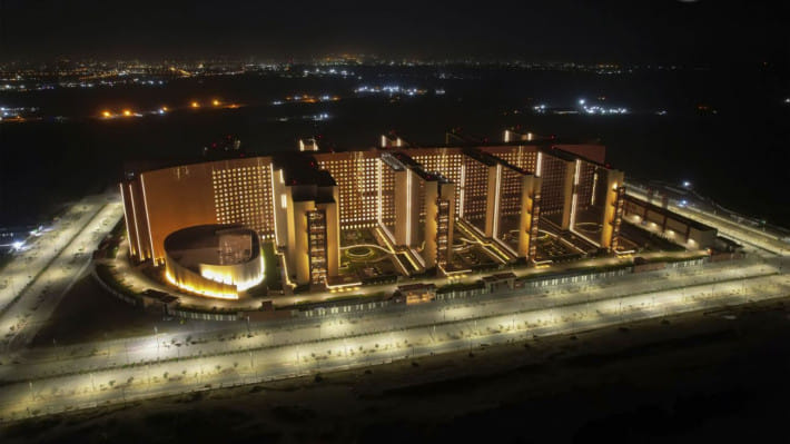 বিশ্বের সবচেয়ে বড় অফিস সুরাট ডায়মন্ড বোর্স। ছবি: প্রকল্পের ওয়েবসাইট থেকে সংগৃহীত