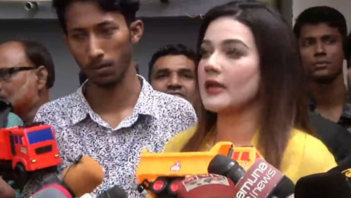 ‘ট্রাক’ খাদে পড়ে যাবে বললে আমারই প্রচার হবে: মাহিয়া মাহি