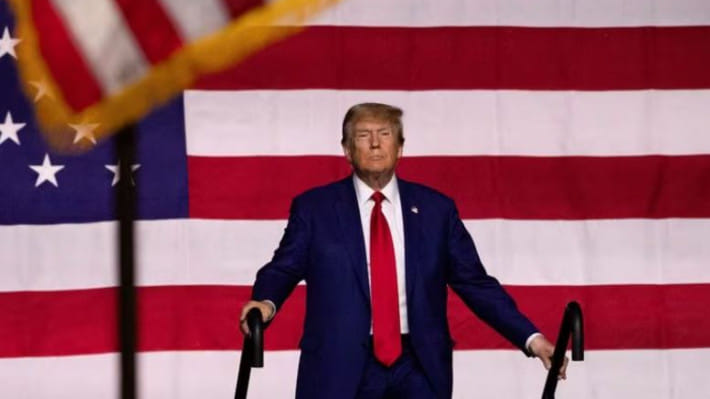 ডোনাল্ড ট্রাম্প