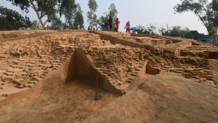 গাইবান্ধার বিরাট রাজার ঢিবি