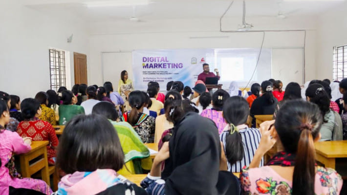 ফ্রিল্যান্সারদের প্রশিক্ষণ