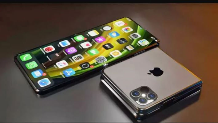 এমনই হতে পারে আইফোনের ফোল্ডিং ফোন। ছবি: সংগৃহীত