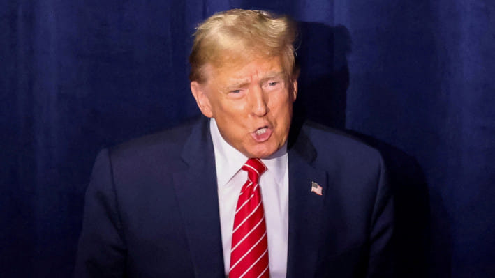 নির্বাচনী প্রচারণায় জর্জিয়া অঙ্গরাজ্যে বক্তব্য রাখছেন ট্রাম্প। ফাইল ছবি: রয়টার্স (৯ মার্চ, ২০২৪)