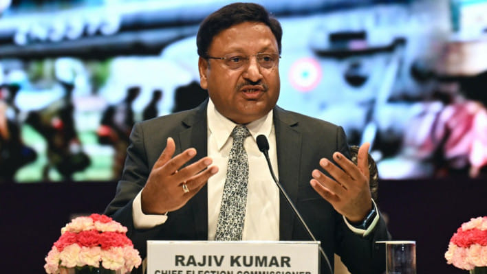 ভারতের প্রধান নির্বাচন কমিশনার রাজীব কুমার। ফাইল ছবি: এএফপি