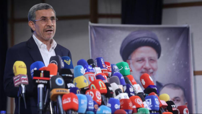 ইরানের সাবেক প্রেসিডেন্ট মাহমুদ আহমাদিনেজাদ । ছবি: রয়টার্স