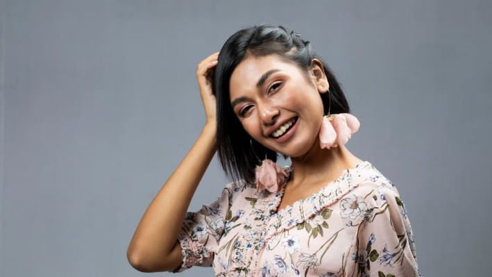 ত্বক ও চুল ভালো রাখতে কী খাবেন