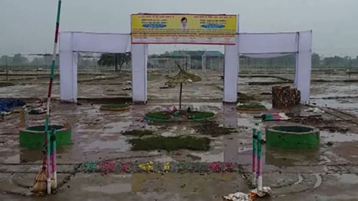 এখানেই আয়োজিত হয় ‘সৎসঙ্গ’ (প্রার্থনাসভা)। ছবি: স্টেটসম্যান