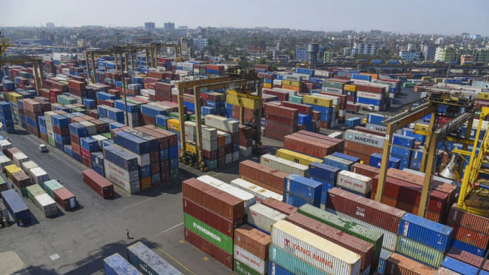 বাণিজ্য ঘাটতি