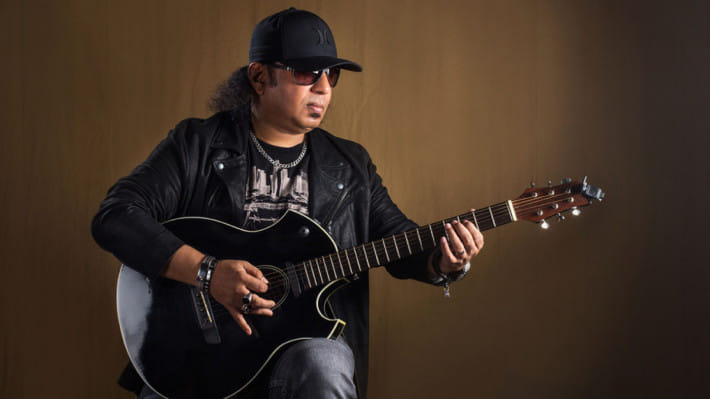 আইয়ুব বাচ্চু। ফাইল ছবি: শাহরিয়ার কবির হিমেল/স্টার