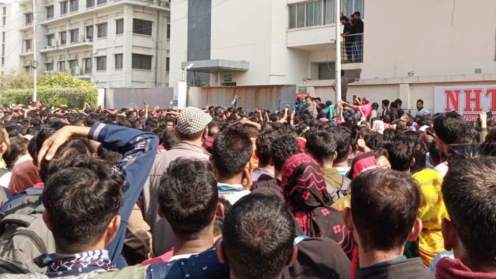 সিইপিজেড, প্যাসিফিক জিন্স গ্রুপ, চট্টগ্রাম, শিল্প পুলিশ,