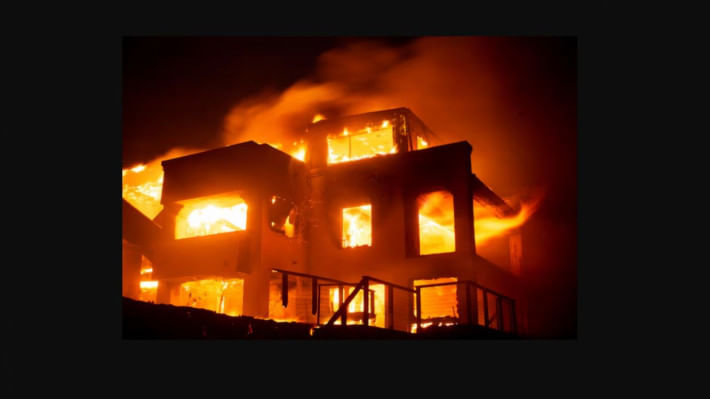 ক্যালিফোর্নিয়ায় দাবানল