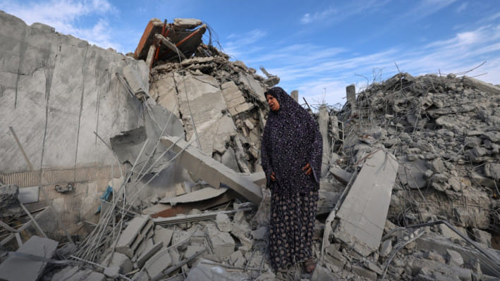 গাজায় দেড় বছরে বড় আকারে ধ্বংসযজ্ঞ চালিয়েছে ইসরায়েল। ছবি: এএফপি