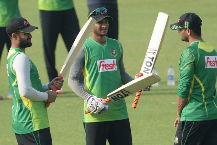 Tamim Iqbal, Shakib Al Hasan & Mashrafe Mortaza Tamim Iqbal, Shakib Al Hasan & Mashrafe Mortaza