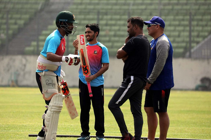 Tamim Iqbal, Mominul Haque, Russell Domingo, Mohammad Salauddin Tamim Iqbal, Mominul Haque, Russell Domingo, Mohammad Salauddin