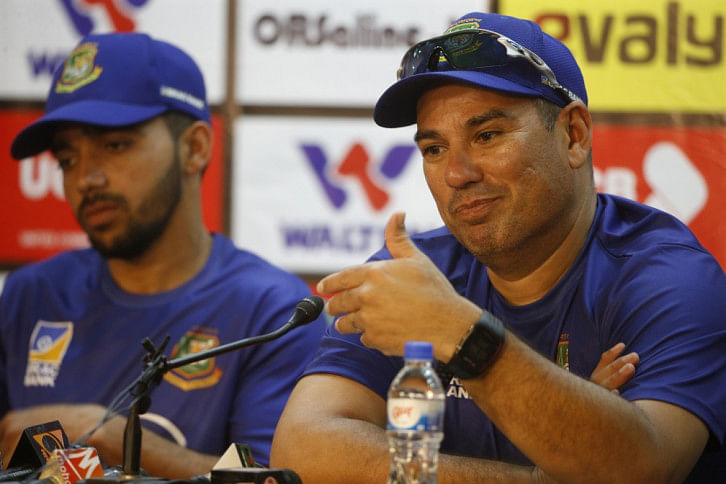 Russell Domingo Russell Domingo