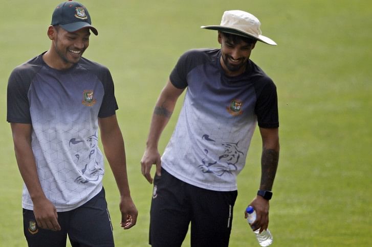 Litton Das & Nazmul Hossain Shanto Litton Das & Nazmul Hossain Shanto