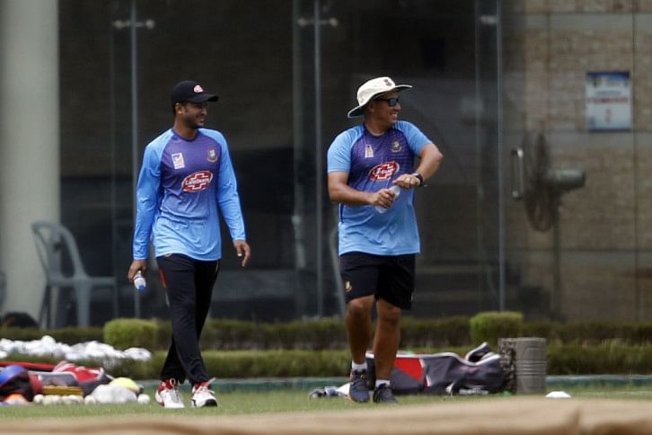 Shakib Al Hasan & Russell Domingo Shakib Al Hasan & Russell Domingo