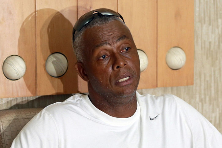 courtney walsh courtney walsh