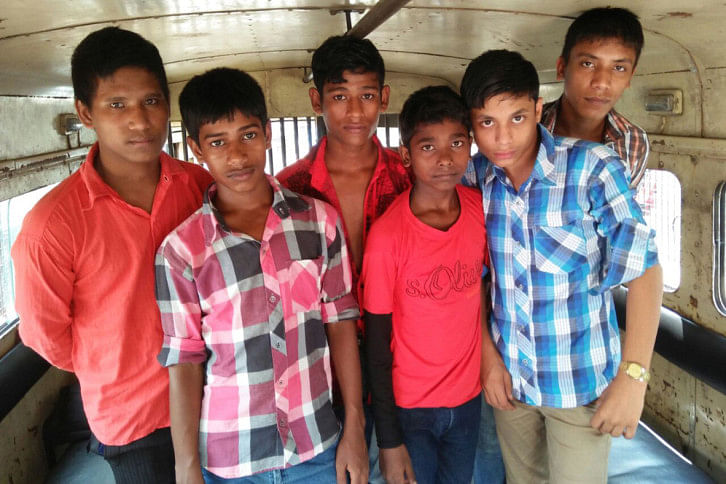 Children back from India Children back from India