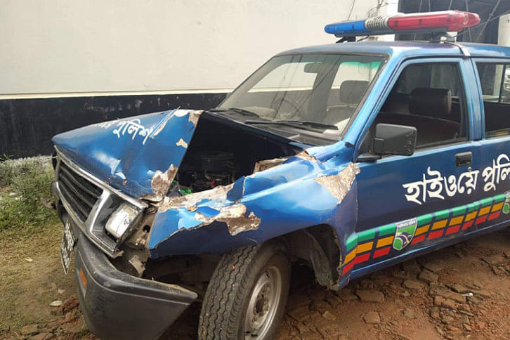 Cumilla road accident Cumilla road accident