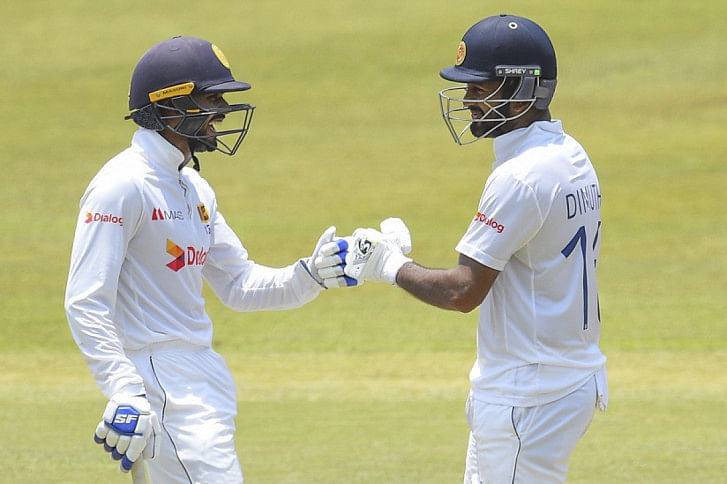 Dimuth Karunaratne, Dhananjaya de Silva Dimuth Karunaratne, Dhananjaya de Silva