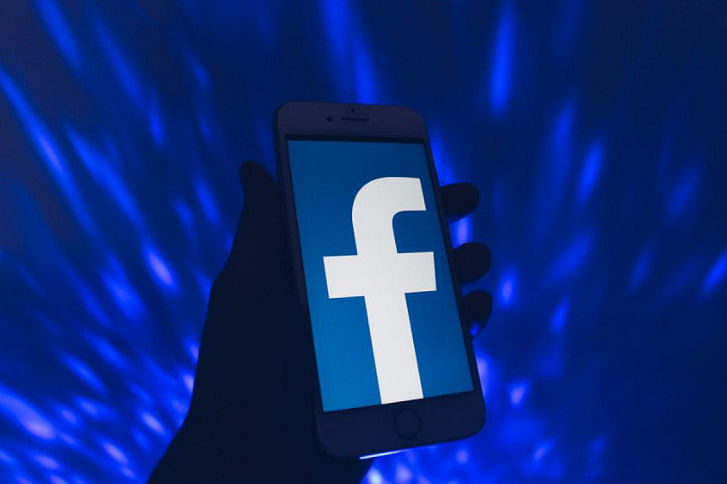 Facebook-1.jpg Facebook-1.jpg