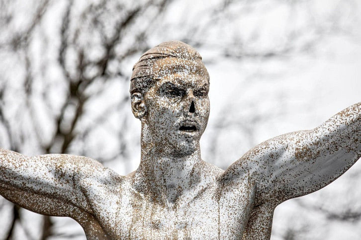 ibrahimovic statue ibrahimovic statue