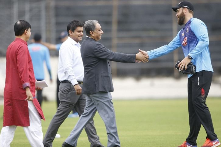 Nazmul Hasan & Daniel Vettori Nazmul Hasan & Daniel Vettori