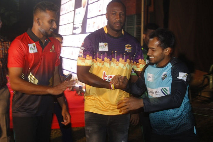 Dasun Shanaka, Andre Russel, Mushfiqur Rahim Dasun Shanaka, Andre Russel, Mushfiqur Rahim