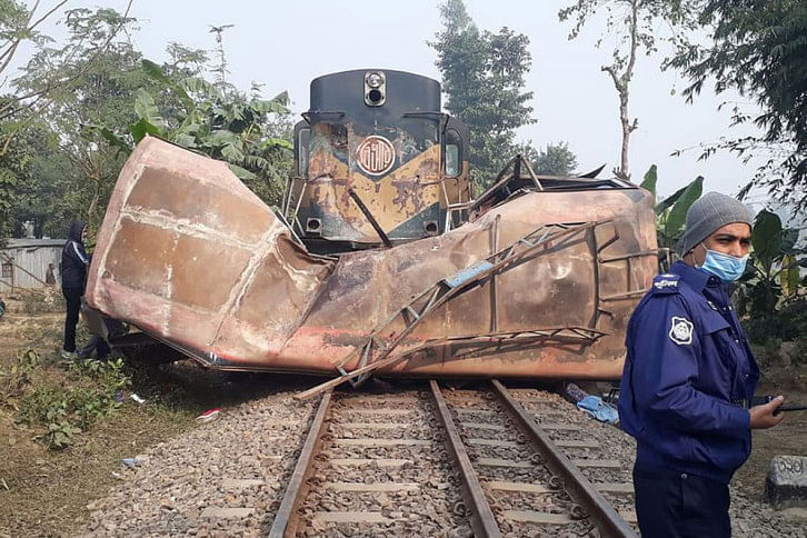 Jaipurhat_Train_Accident_19.jpg Jaipurhat_Train_Accident_19.jpg