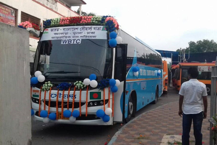 কলকাতা-চট্টগ্রাম কলকাতা-চট্টগ্রাম