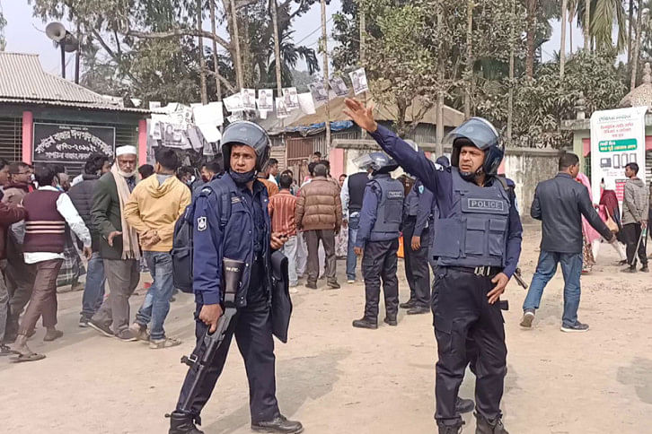 Lalmonirhat_Election_14Feb2.jpg Lalmonirhat_Election_14Feb2.jpg