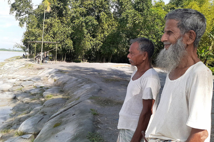 Lalmonirhat erosion victims Lalmonirhat erosion victims